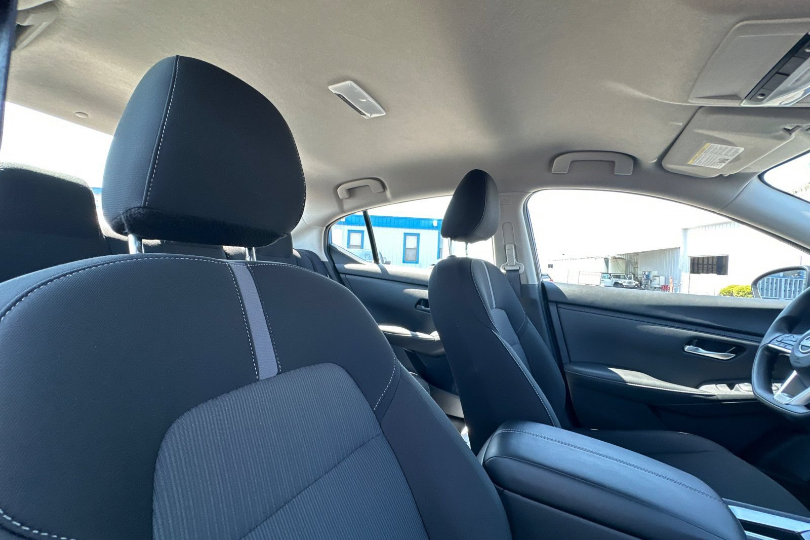 Used 2025 Nissan Sentra SV FWD image 20