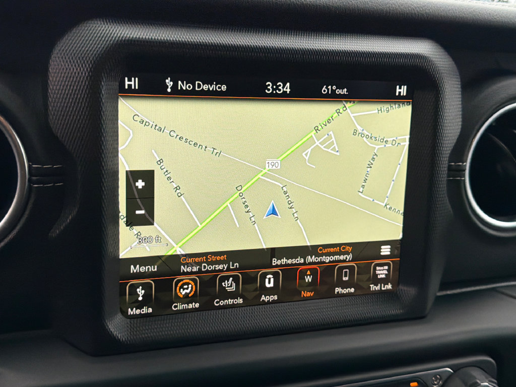 Used 2023 Jeep Wrangler Unlimited Sahara w/ Cold Weather Group AWD/4WD image 27