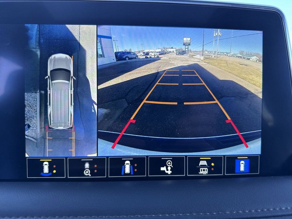 Certified 2023 Chevrolet Suburban High Country image 14