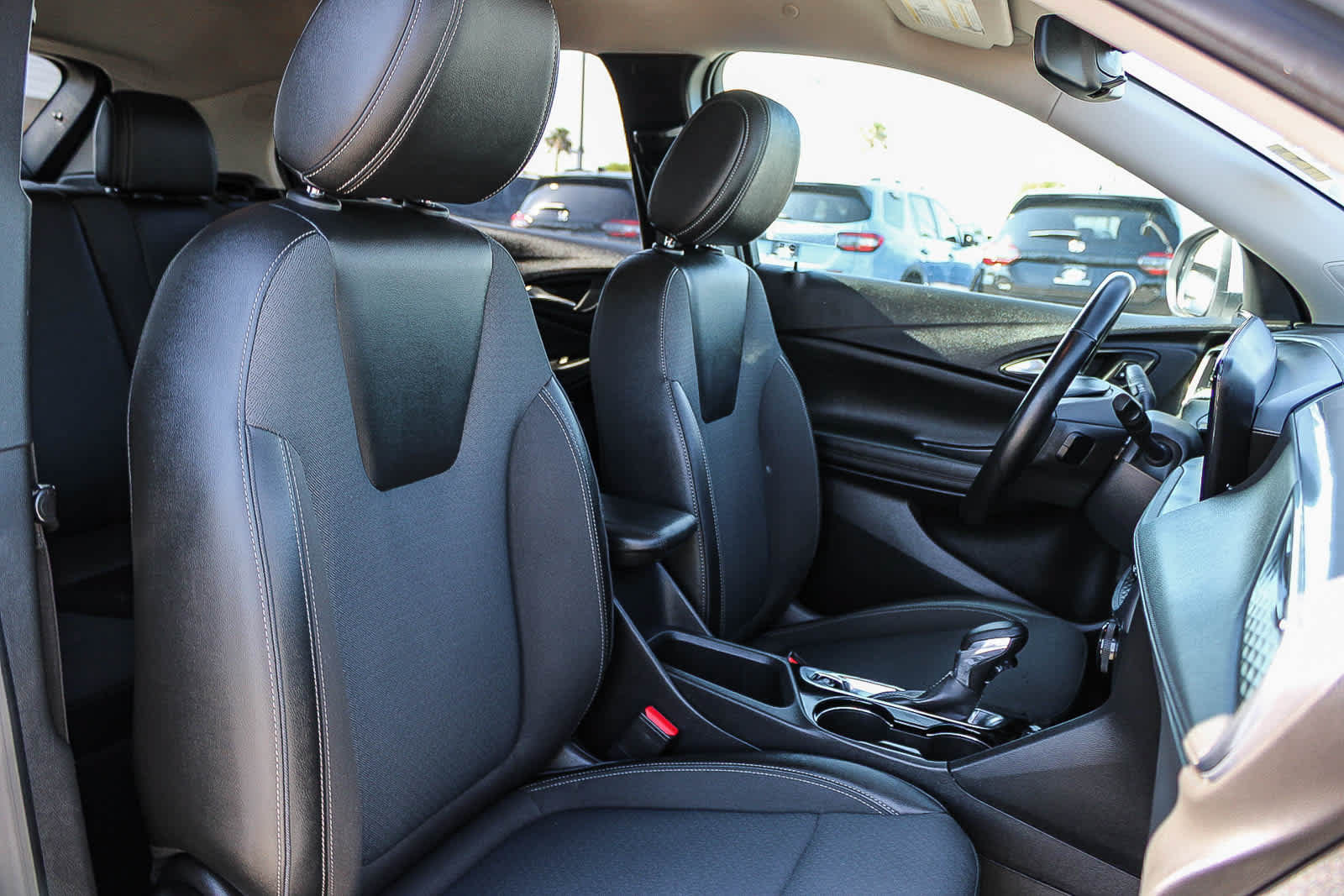 Used 2025 Buick Encore GX Preferred FWD image 16