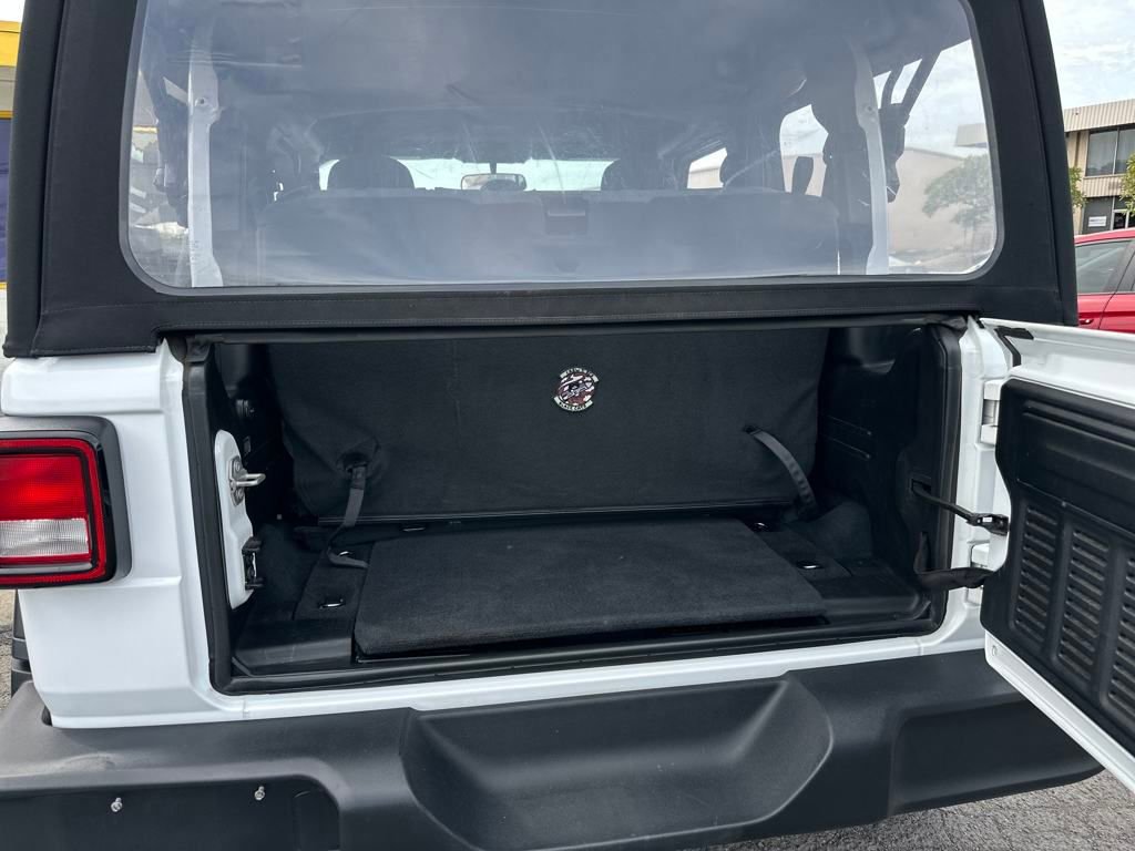 Used 2024 Jeep Wrangler Sport image 21