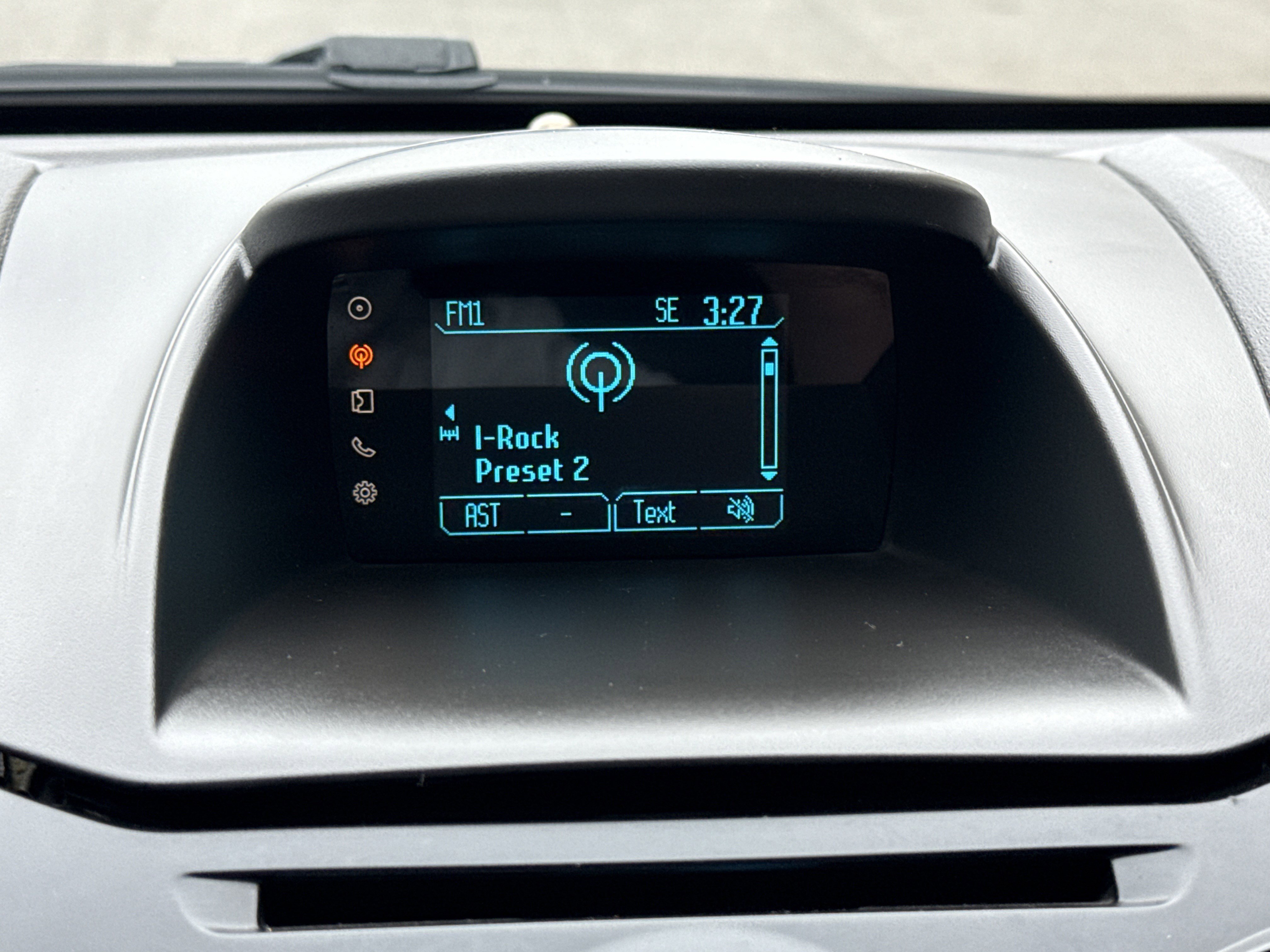 Used 2016 Ford Fiesta S image 30