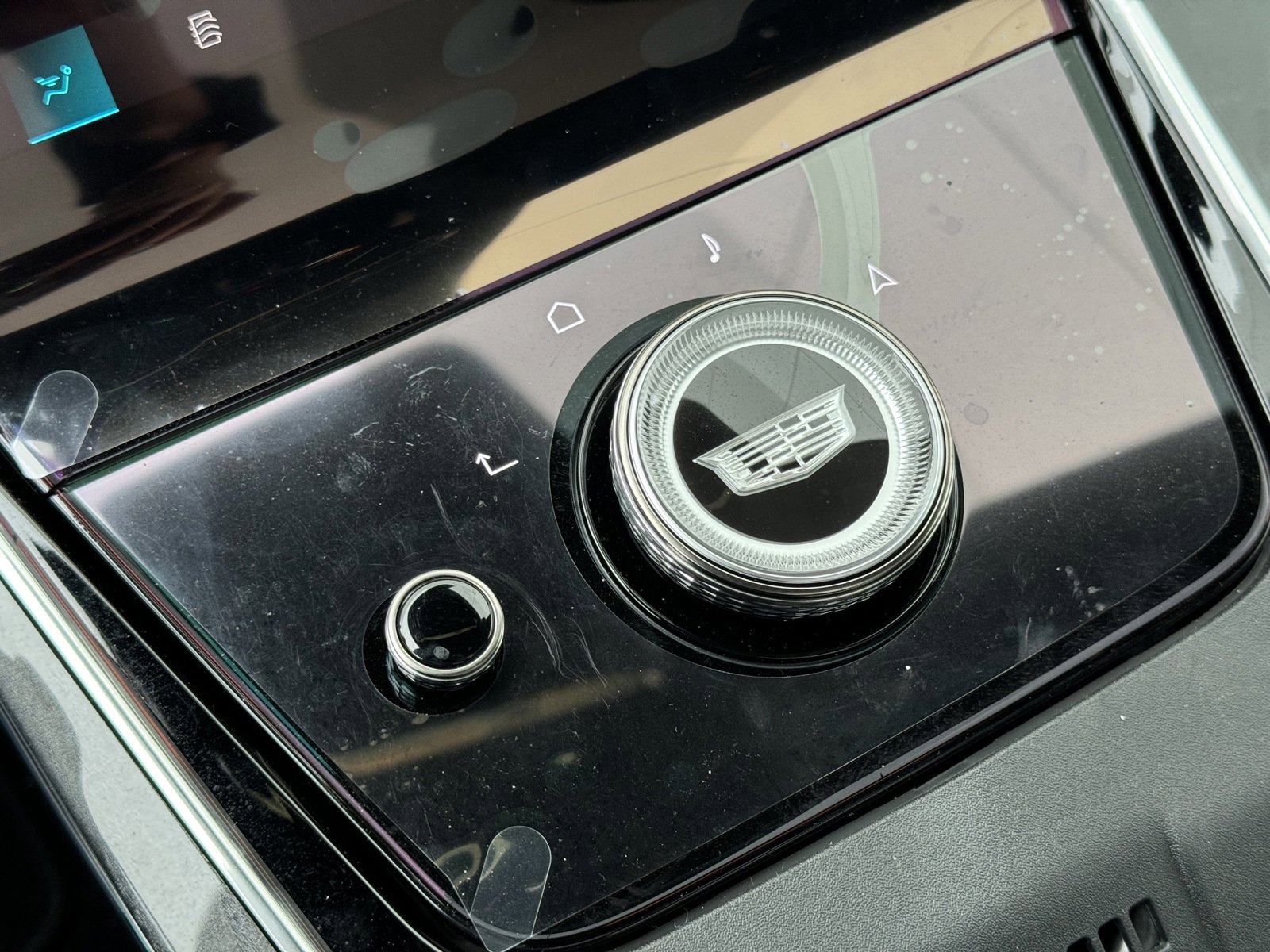 New 2025 Cadillac Escalade IQ Sport 2 w/ LPO, ONYX Package image 27