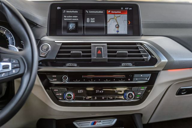 Used 2018 BMW X3 M40i w/ Parking Assistance Package AWD/4WD image 30