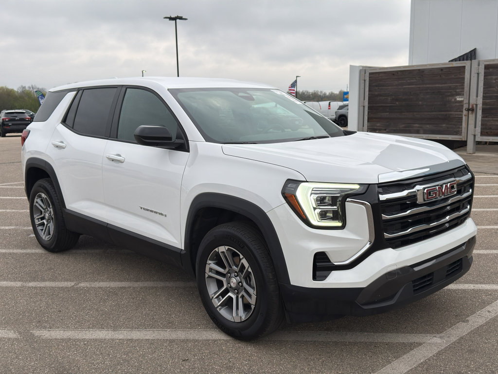 Used 2025 GMC Terrain Elevation AWD/4WD image 8
