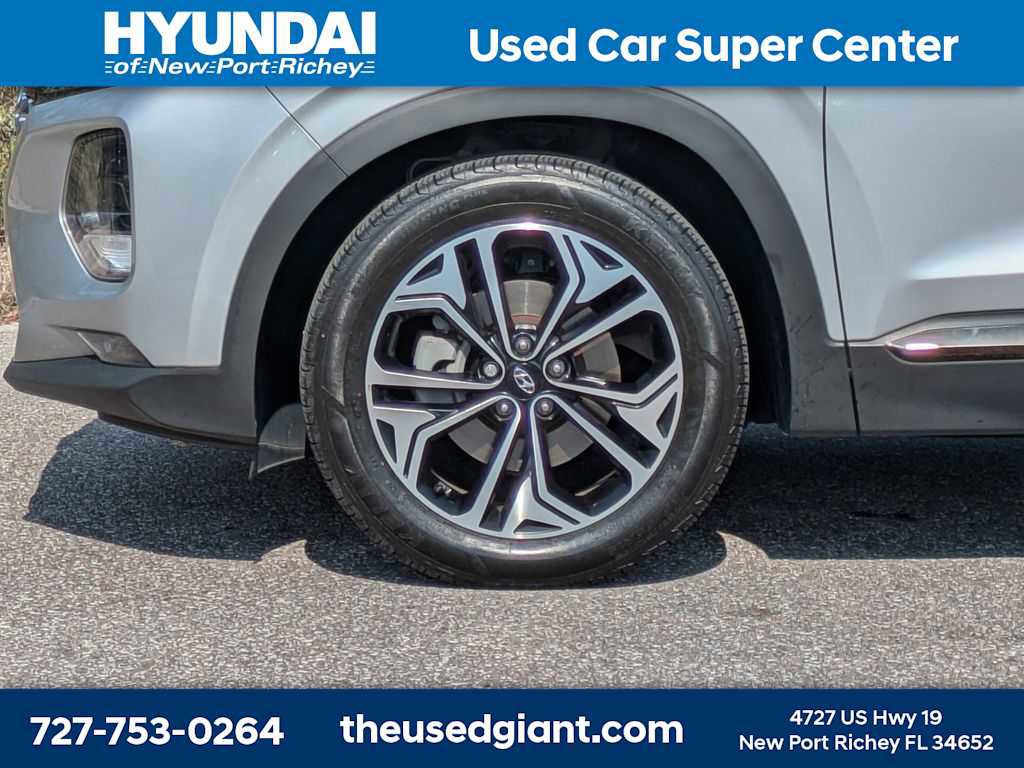 Used 2020 Hyundai Santa Fe Limited image 10