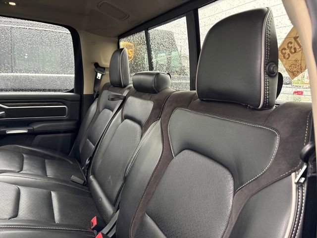Used 2019 RAM 1500 Laramie AWD/4WD image 10
