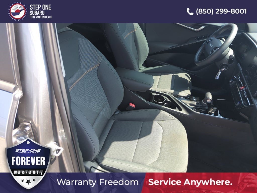 Used 2025 Kia Niro LX FWD image 35