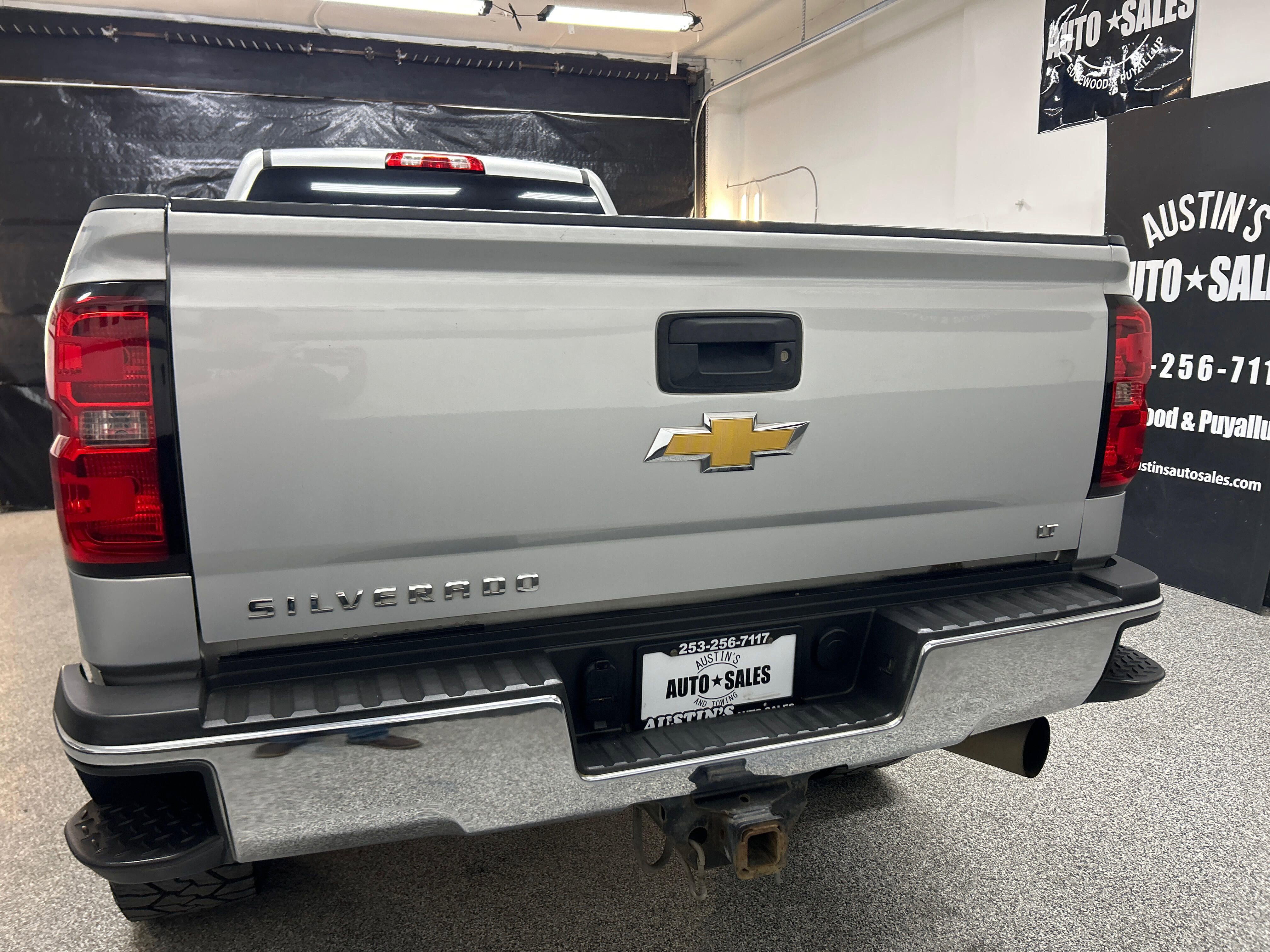 Used 2015 Chevrolet Silverado 3500 LT image 5