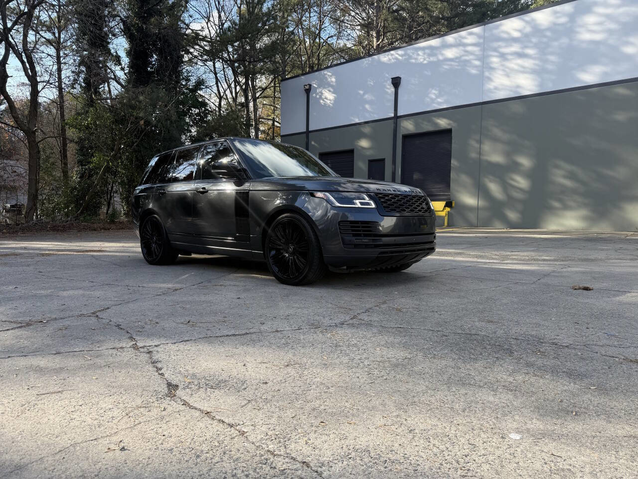 Used 2018 Land Rover Range Rover Supercharged image 15