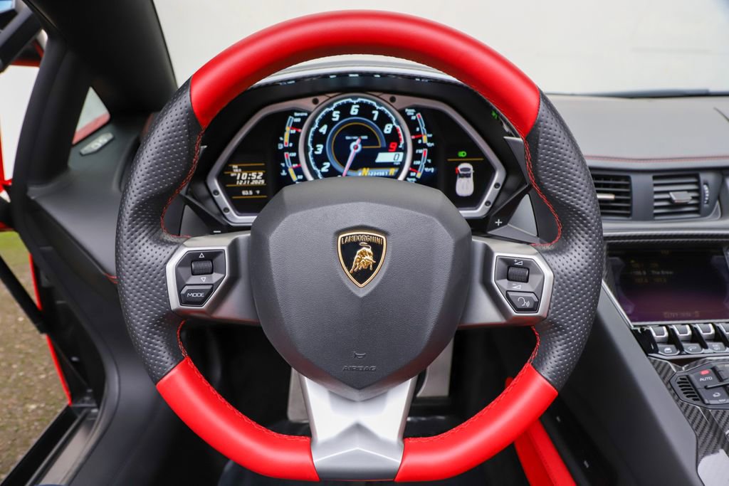 Used 2014 Lamborghini Aventador LP 720-4 50th Anniversario image 12