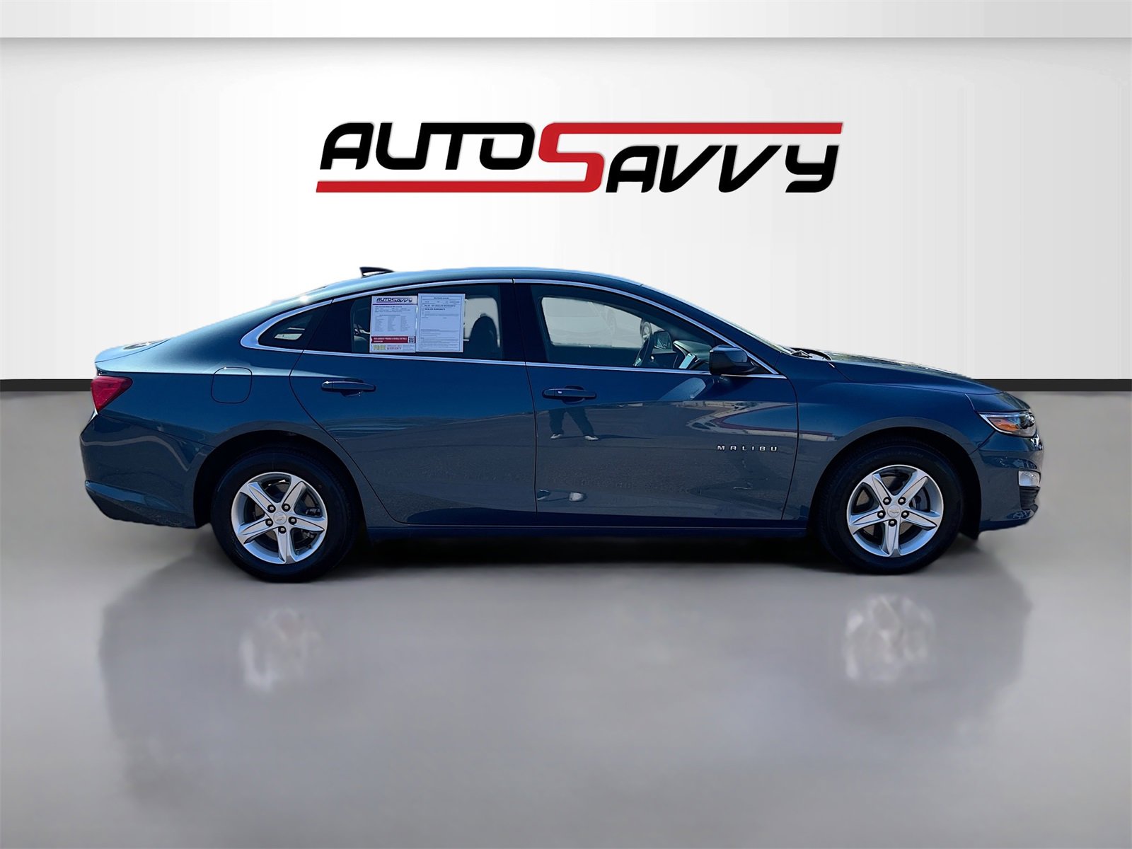 Used 2025 Chevrolet Malibu LS image 8