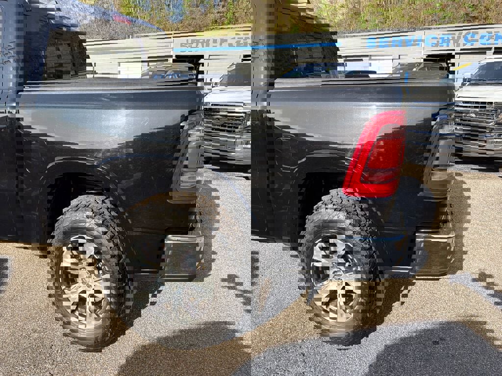 Used 2019 RAM 1500 Laramie image 8