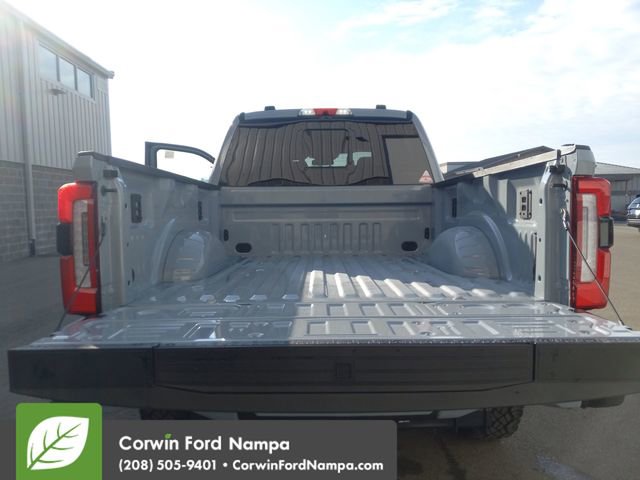 New 2026 Ford F350 Platinum w/ Tremor Off-Road Package image 29