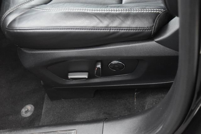 Used 2020 Ford Explorer ST w/ ST Street Pack image 35