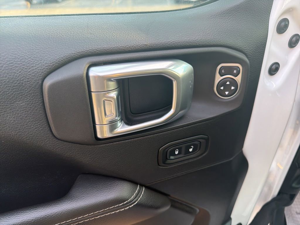 Used 2021 Jeep Wrangler Unlimited Sahara w/ Dual Top Group image 24