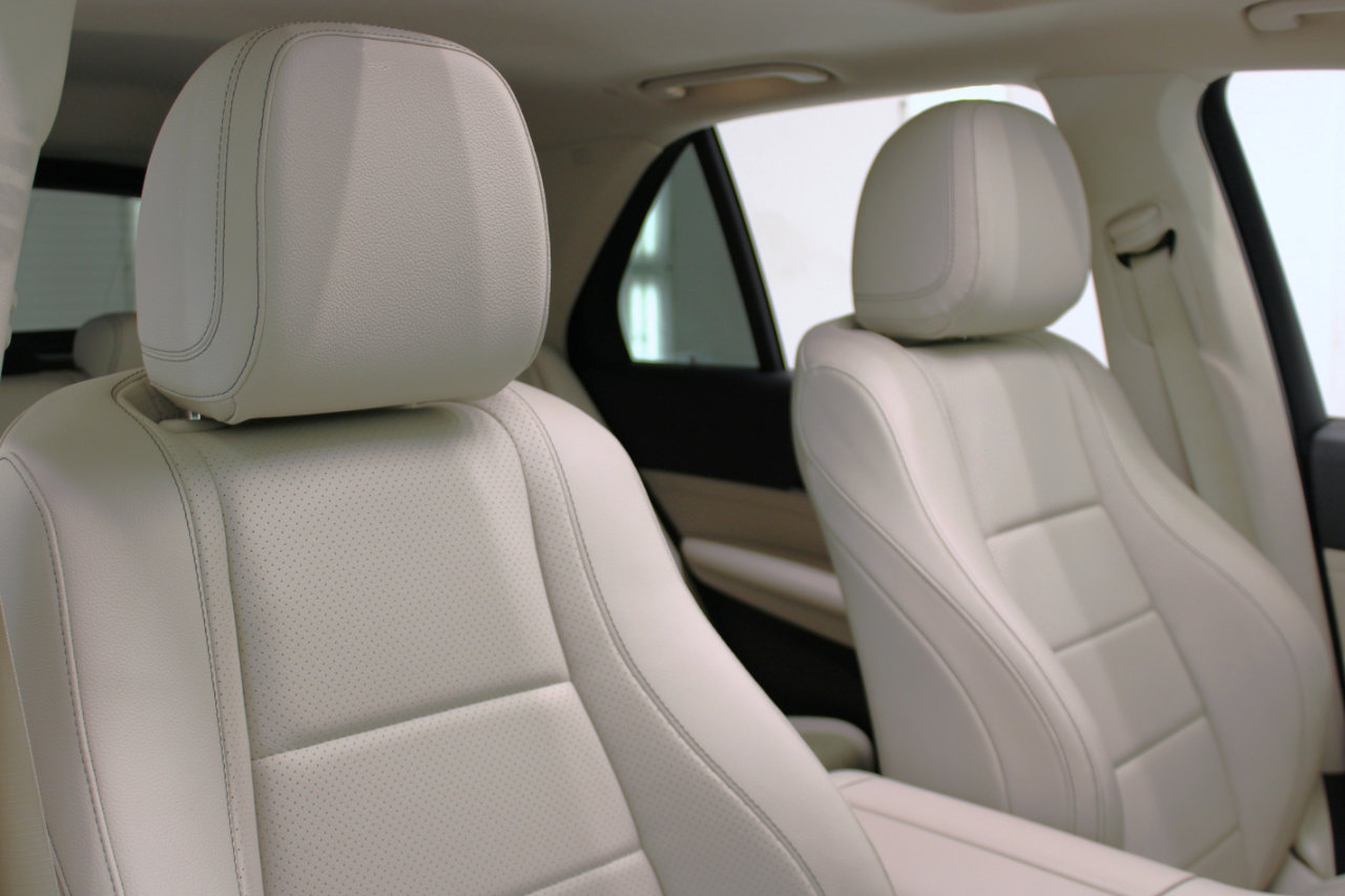 Used 2020 Mercedes-Benz GLE 350 w/ Premium Package image 47