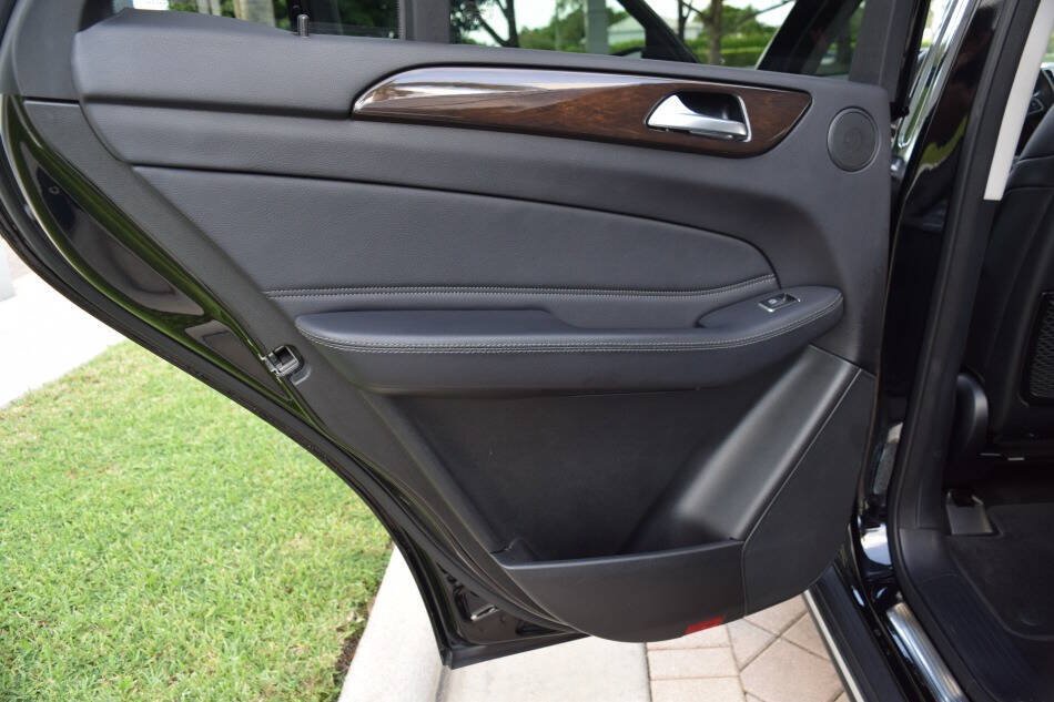 Used 2016 Mercedes-Benz GLE 300d 4MATIC w/ Premium Package image 72