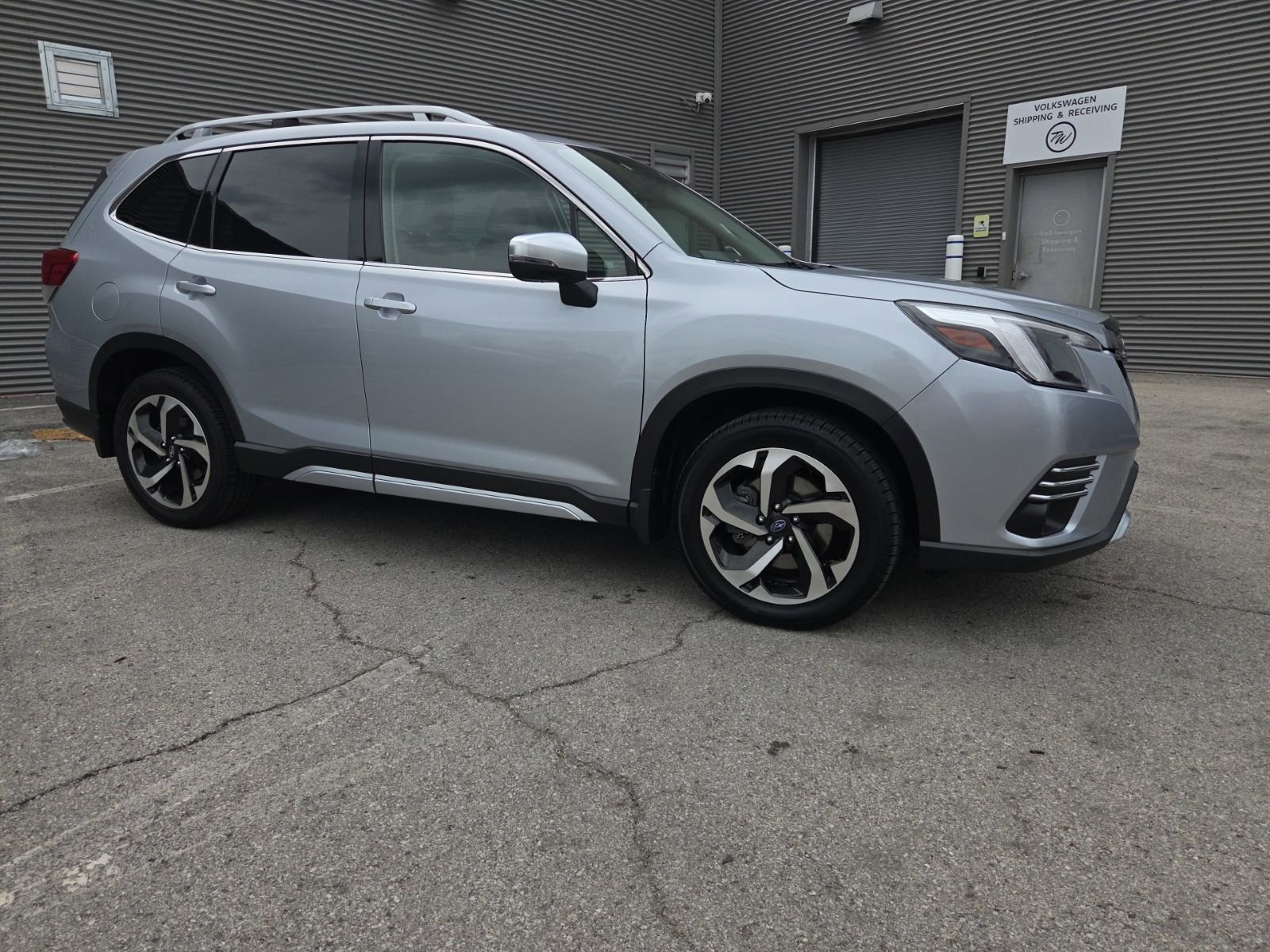 Used 2022 Subaru Forester Touring w/ Popular Package #2 image 2