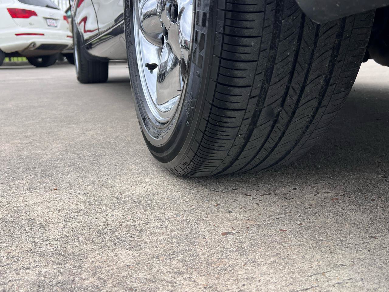 Used 1997 Cadillac Catera RWD image 19