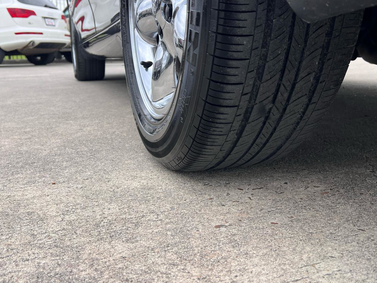 Used 1997 Cadillac Catera RWD image 19