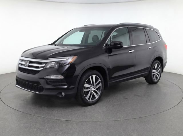 Used 2017 Honda Pilot Touring image 8