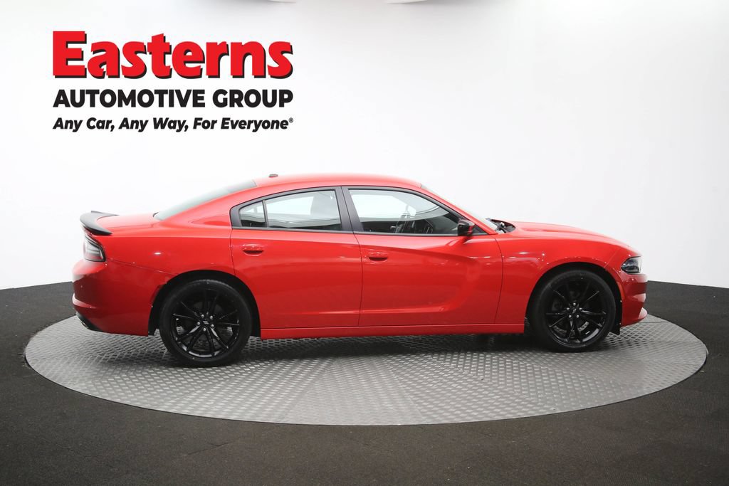 Used 2018 Dodge Charger SXT w/ Blacktop Package RWD image 43