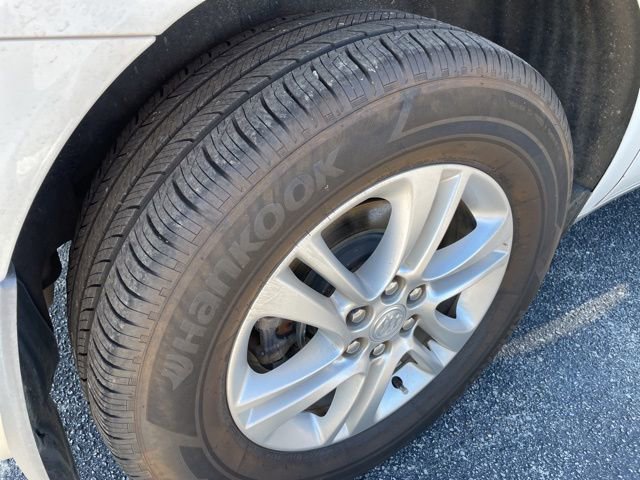 Used 2020 Buick Enclave Essence image 14