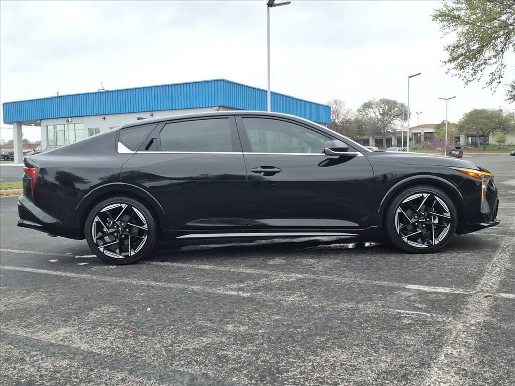 Used 2025 Kia K4 GT-Line w/ GT-Line Sunroof Package image 6