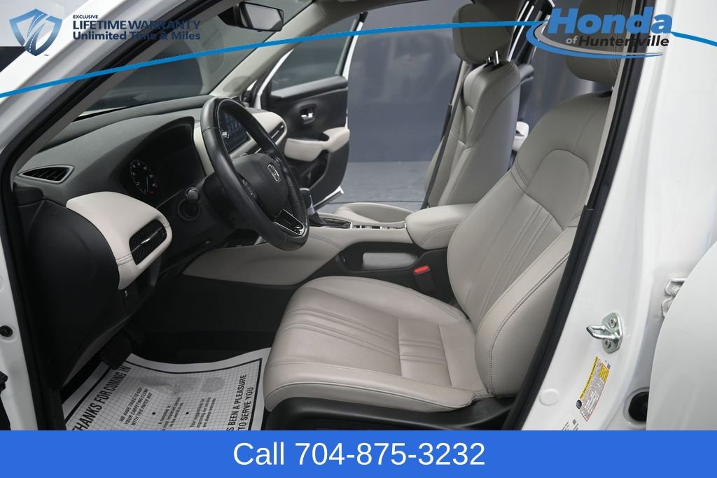 Used 2023 Honda HR-V EX-L image 16