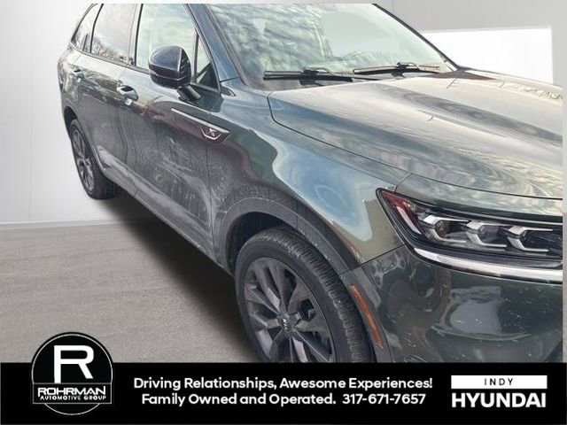Used 2021 Kia Sorento SX Prestige image 3