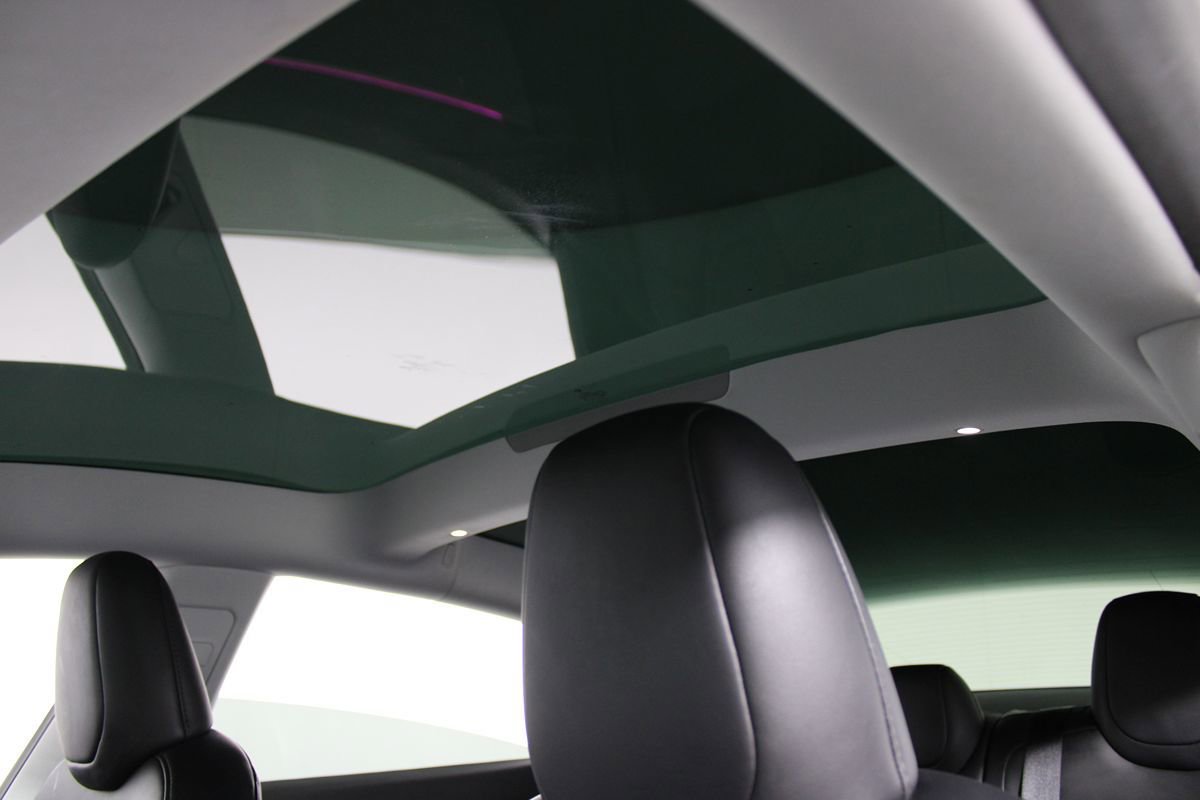 Used 2024 Tesla Model 3 Long Range RWD image 9
