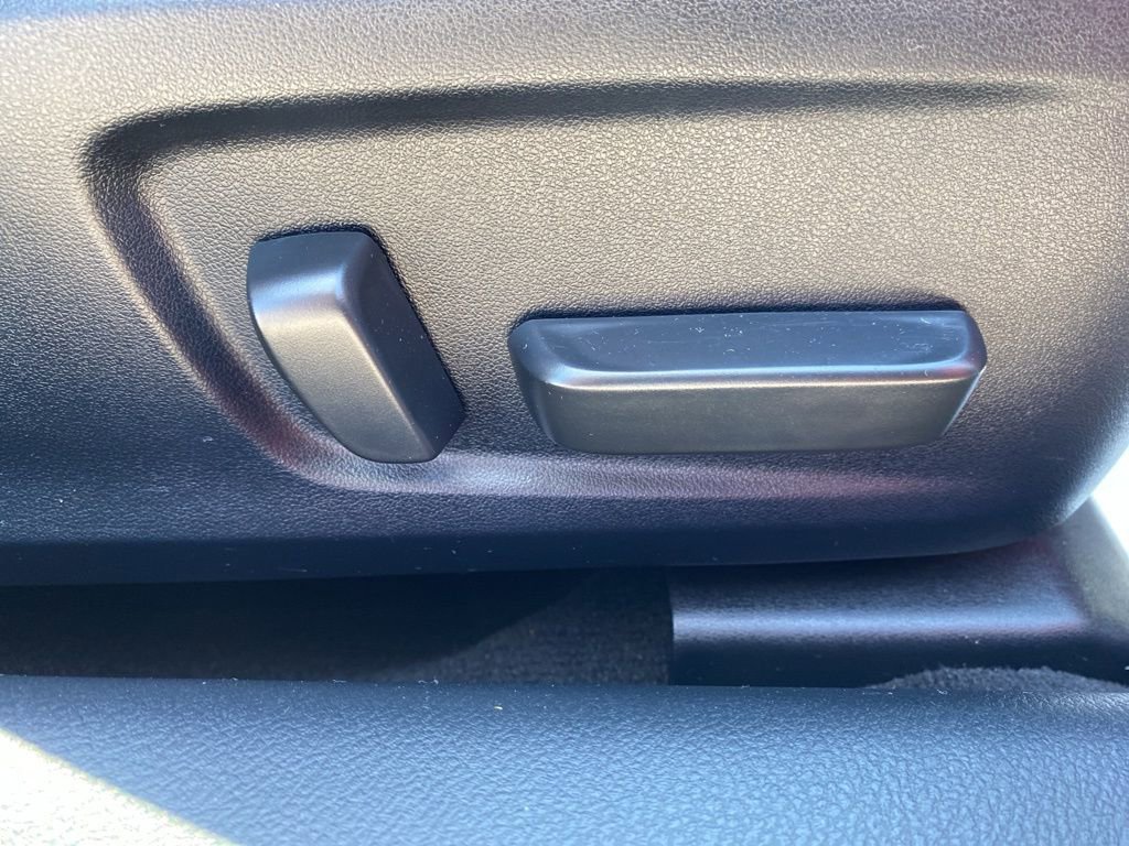 Used 2021 Lexus IS 350 F Sport w/ Dynamic Handling Package image 13