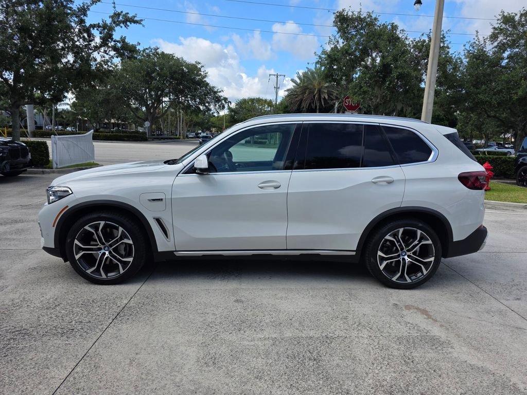 Certified 2023 BMW X5 xDrive45e w/ Executive Package AWD/4WD image 7