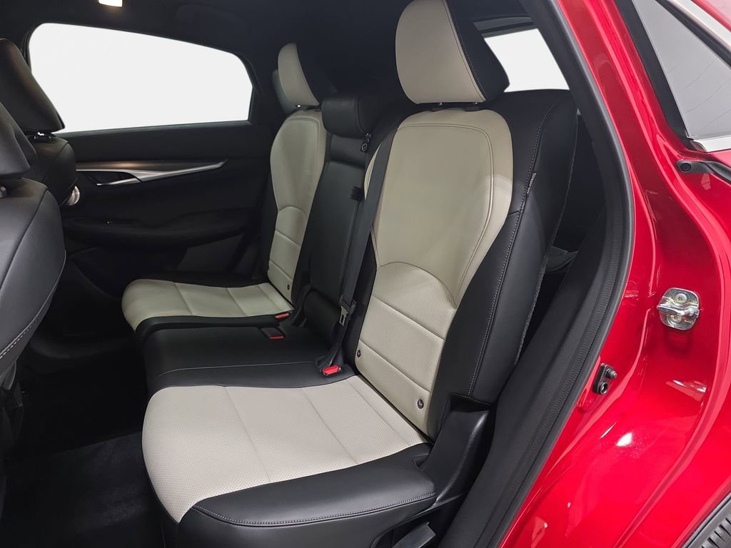 Certified 2023 INFINITI QX55 Essential AWD/4WD image 11