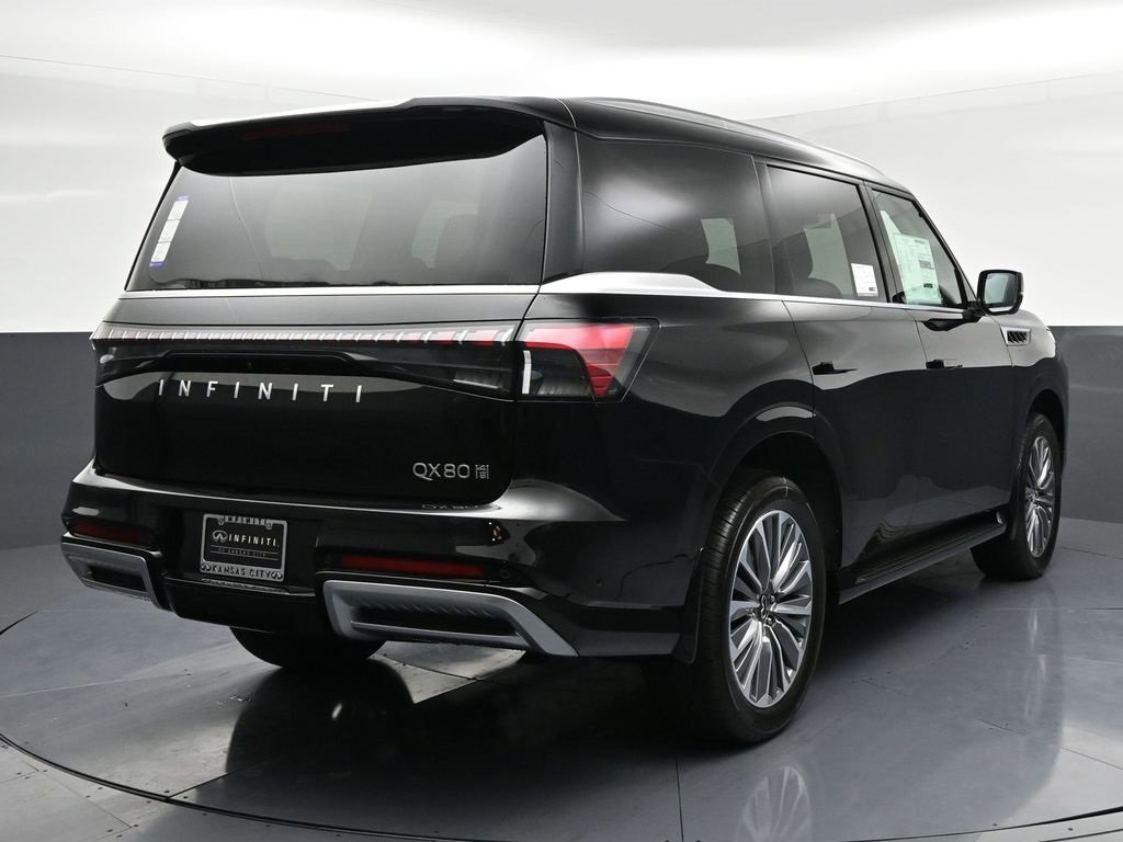 New 2026 INFINITI QX80 Luxe image 4