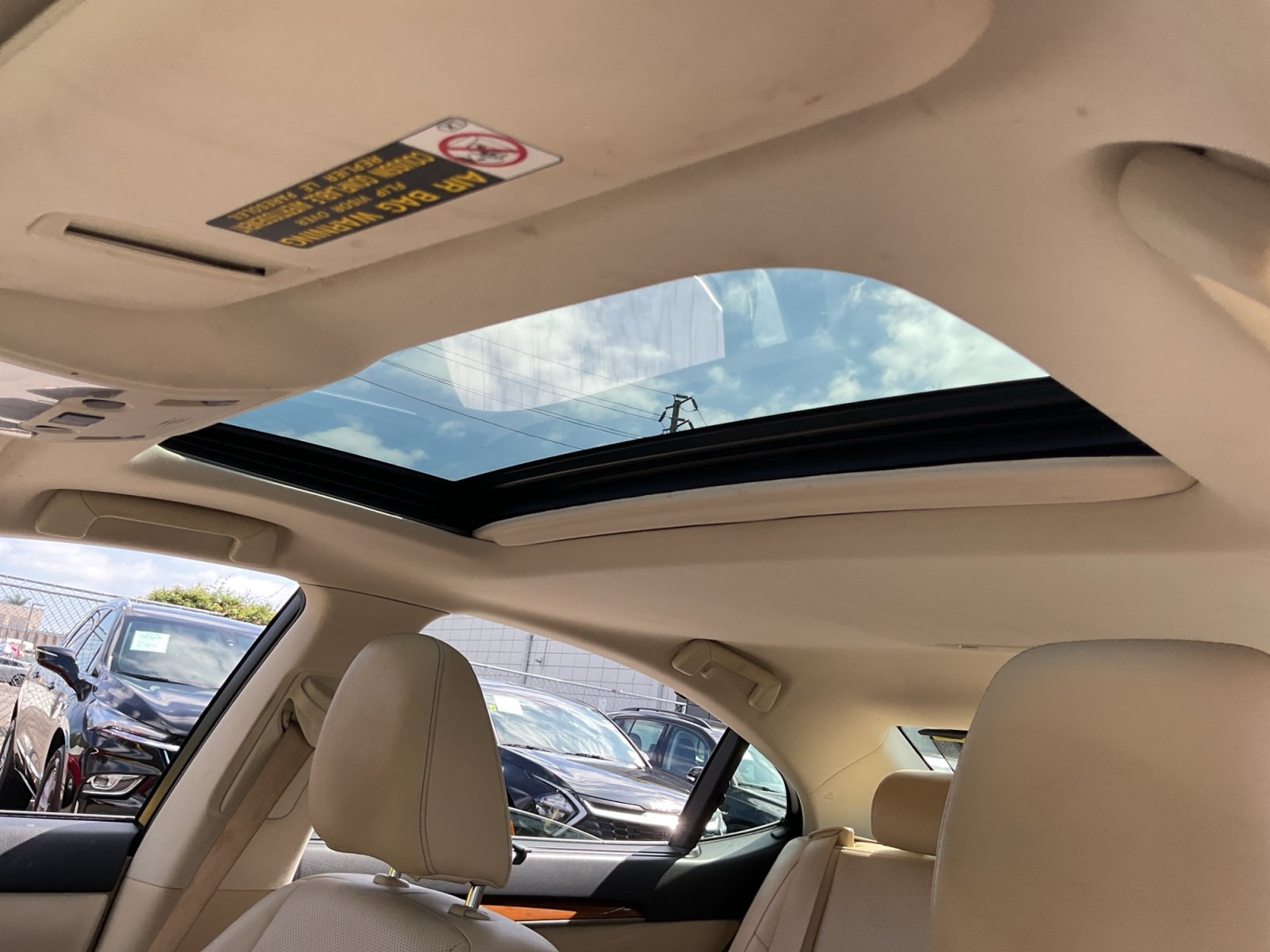 Used 2014 Lexus ES 300h FWD image 23