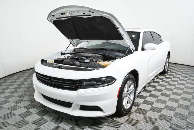 Used 2021 Dodge Charger SXT w/ Leather Interior Group RWD image 32