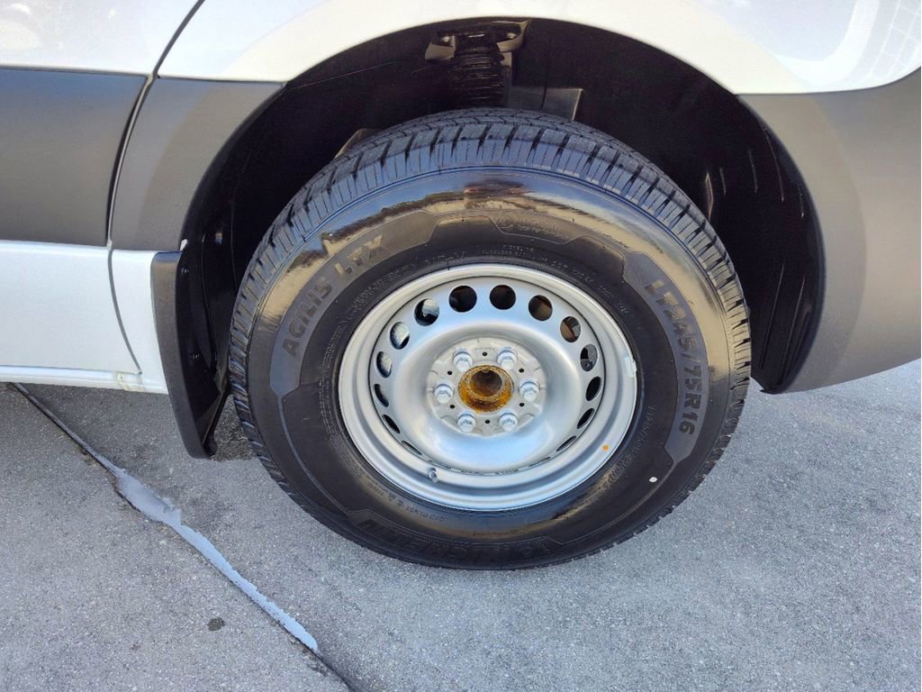 Used 2024 Mercedes-Benz Sprinter 2500 image 18