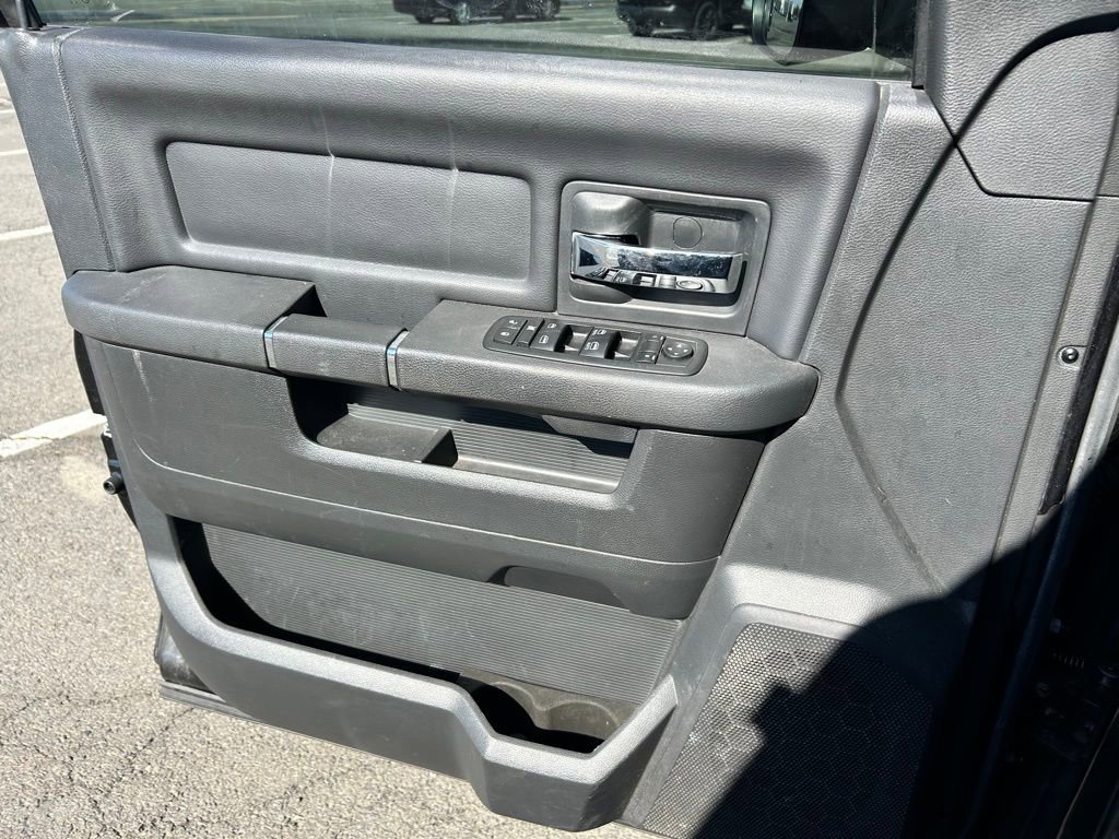 Used 2011 RAM 1500 Sport w/ Sport Premium Group image 19