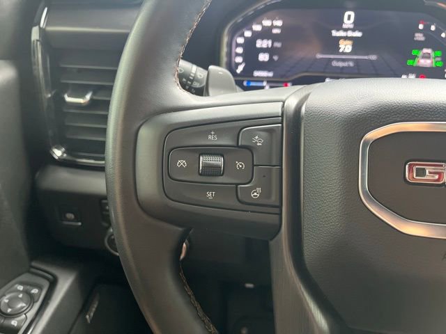 Used 2025 GMC Sierra 1500 AT4 w/ AT4 Premium Package AWD/4WD image 18