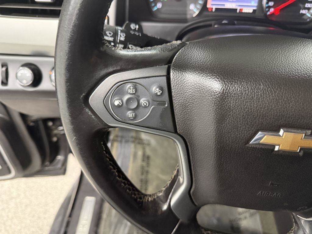 Used 2015 Chevrolet Suburban LT image 16