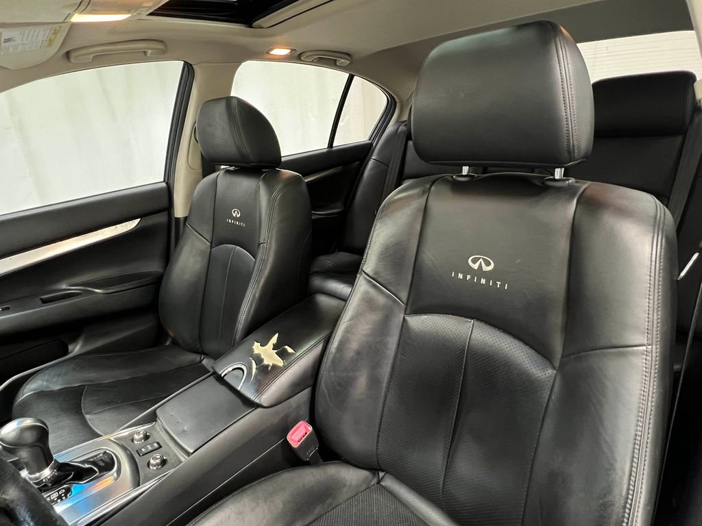 Used 2011 INFINITI G37 x w/ Premium Pkg image 14