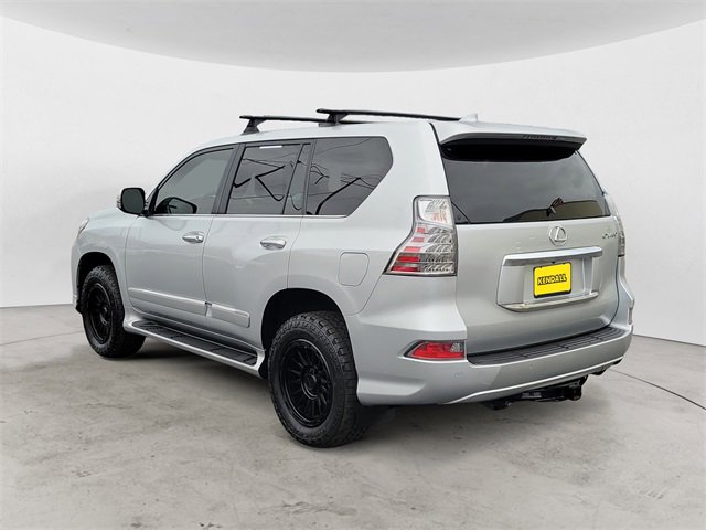 Used 2017 Lexus GX 460 image 3