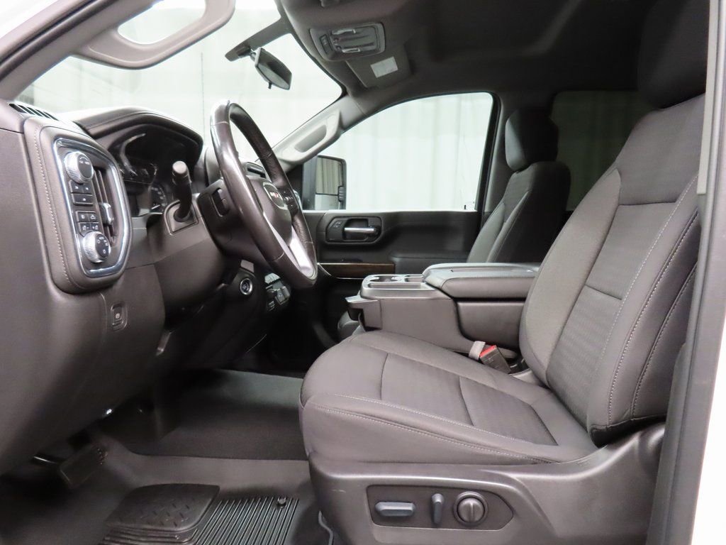 Used 2022 GMC Sierra 2500 SLE w/ SLE Value Package; image 9