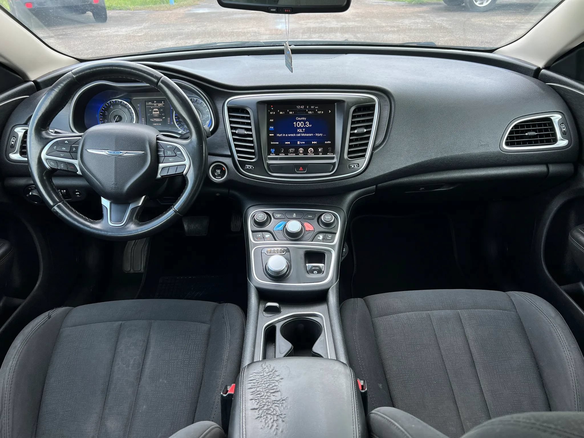 Used 2016 Chrysler 200 Limited w/ Convenience Group FWD image 15