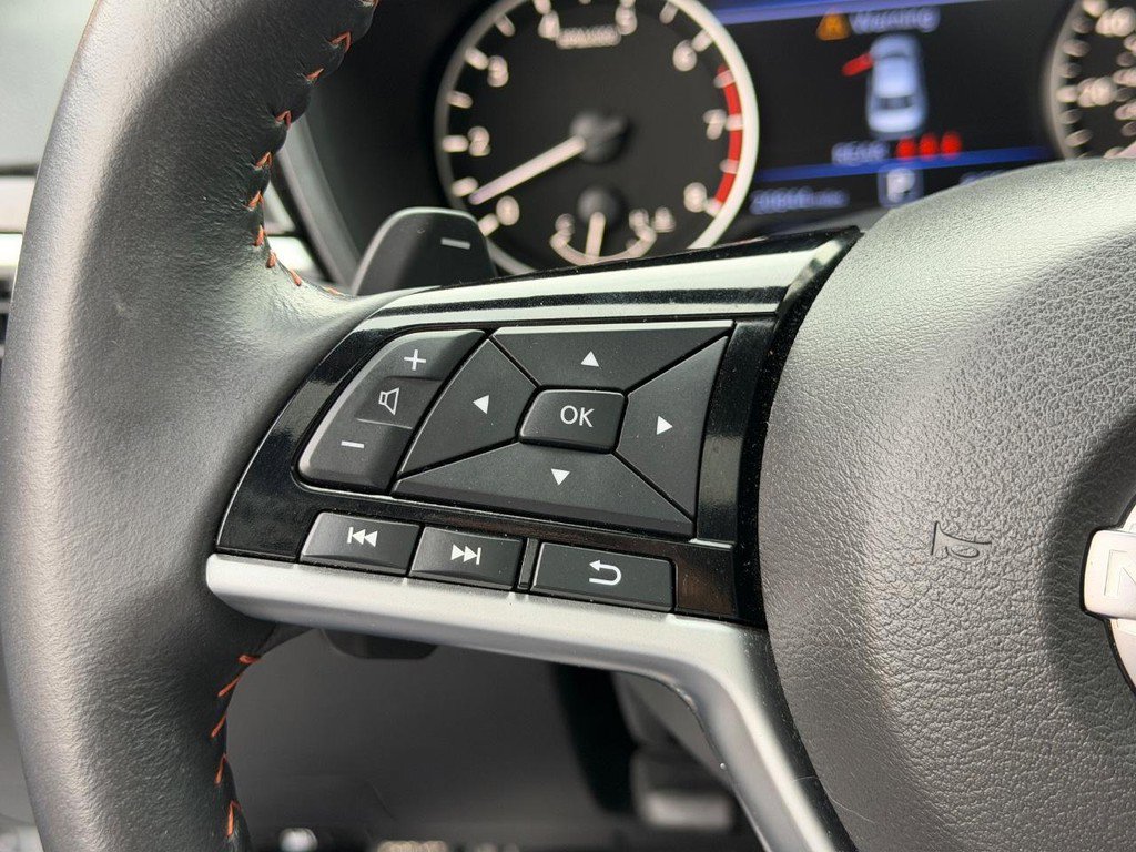 Used 2024 Nissan Altima 2.5 SR w/ SR Premium Package image 16
