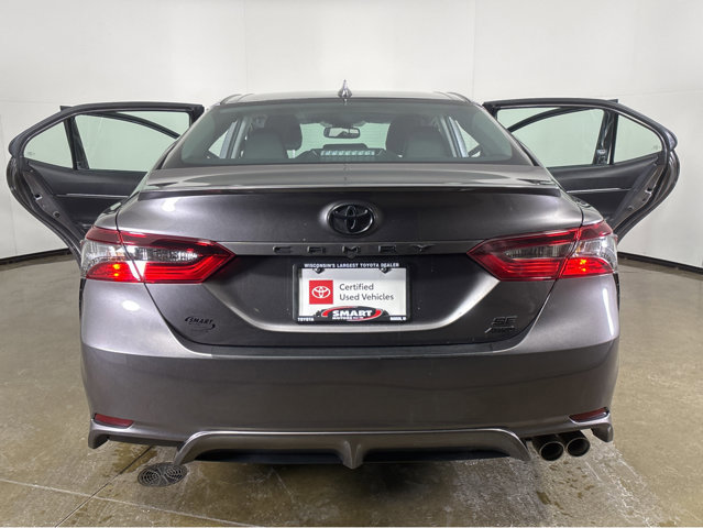 Used 2024 Toyota Camry SE image 19