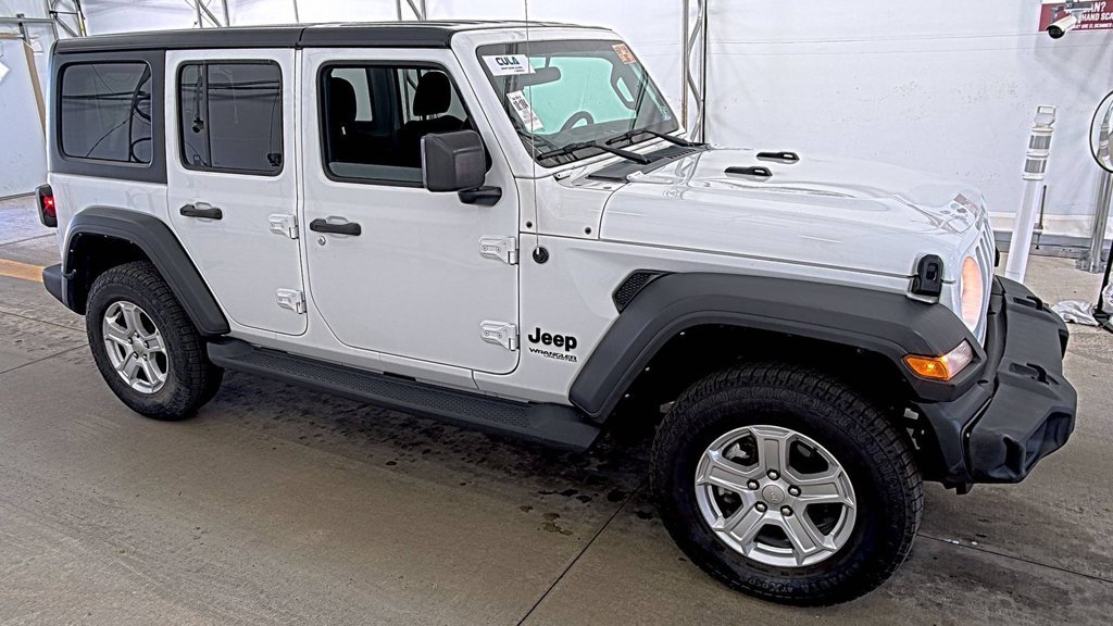 Used 2022 Jeep Wrangler Unlimited Sport AWD/4WD image 3