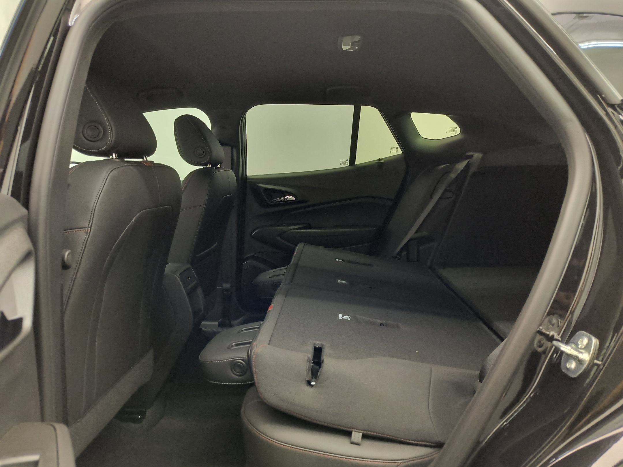 New 2026 Chevrolet Trax RS w/ Driver Confidence Package FWD image 24